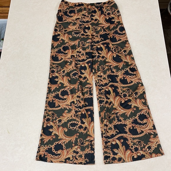 Zara wide leg bottoms - Picture 2 of 12